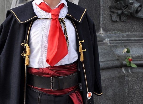 2. Но и в Древнем Египте и Древнем Риме использовали шейные платки как знак привилегированности