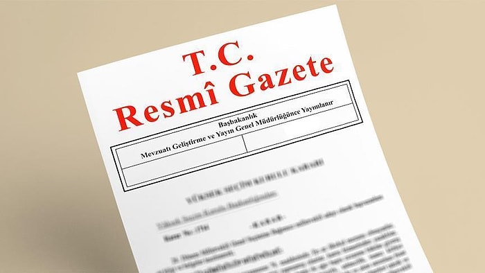 2 Yeni KHK Resmi Gazete'de: YÖK Üç Rektör Önerecek, Cumhurbaşkanı Atayacak