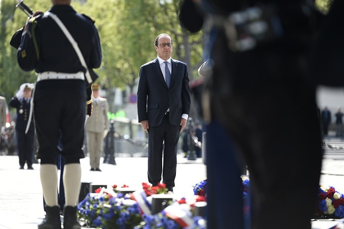 Fransa Cumhurbaşkanı Hollande'dan 2. Dünya Savaşı Özrü