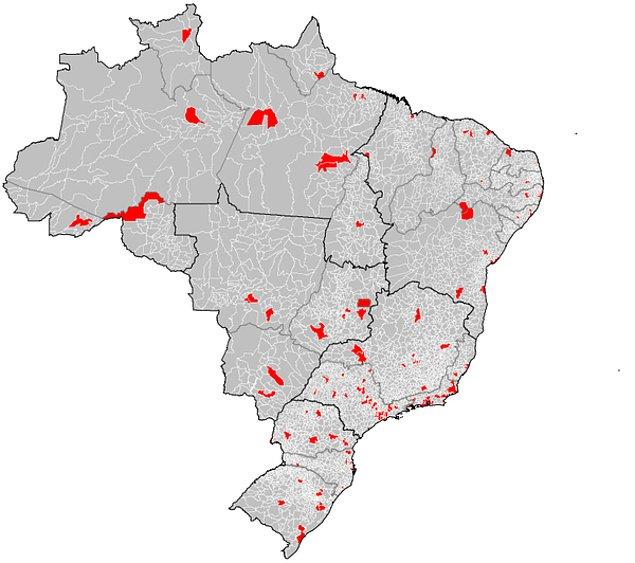 4. Brezilya'da da durum pek değişik değil. Nüfusun yarısı o kırmızı noktalarda