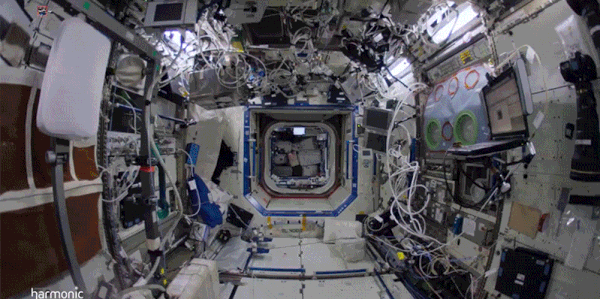 Uluslararası Uzay İstasyonunun Her Bir Detayına Yakından Bakmaya Ne Dersiniz?