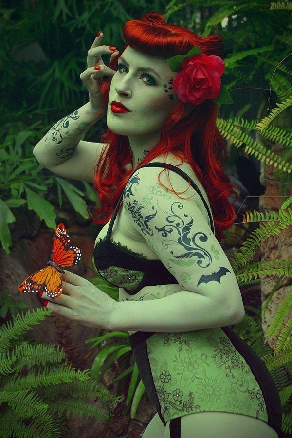19. Büyüleyici Güzellikte Bir Poison Ivy Kostümü