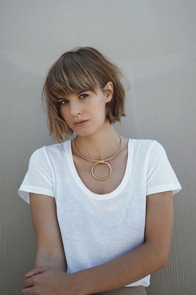 13. Çene boyunda kesilmiş bob modeli