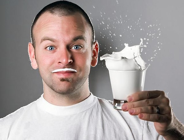 4. Кипяченое молоко из отвратительного превратилось в очень полезное