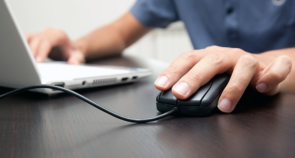 9. Сидите в интернете не более часа в день