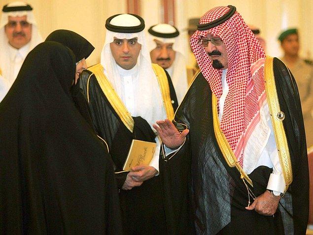 BONUS: Eski Suudi Arabistan Kralı Abdullah bin Abdulaziz Al Saud ve 30'dan fazla eşi