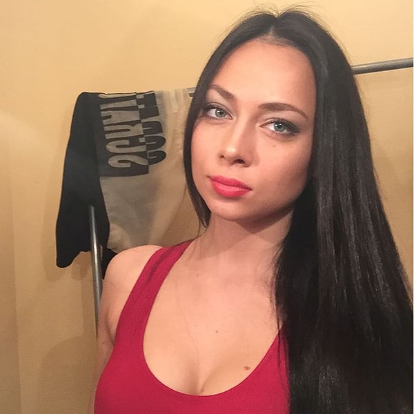 8. Настасья сама сообщила подписчикам эту новость.