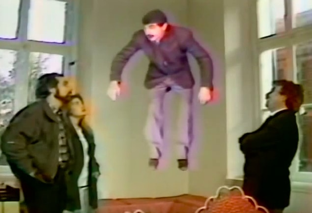 Ali, Ayşegül ve patron kötü adamı bulur.