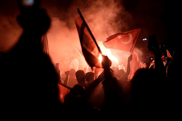 "Kısıtlamalar 15 Temmuz sonrası artmaya devam etti"