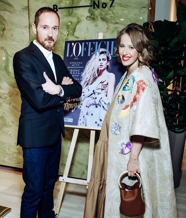 12. Ксения планирует взять декретный отпуск на три месяца и позаниматься ребенком. Это время она собирается провести вне столицы.