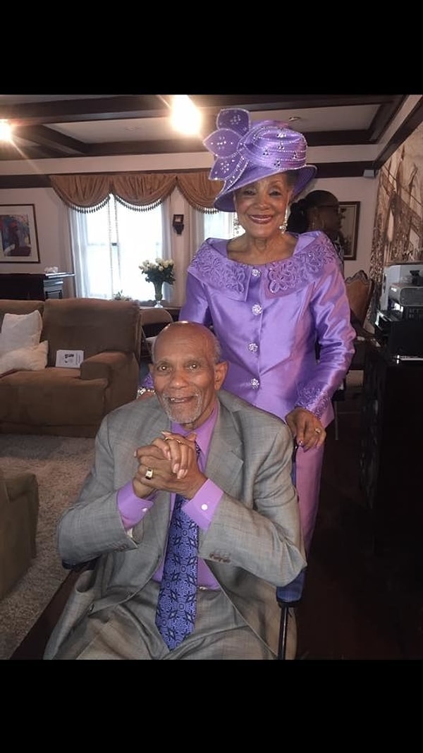 Она всегда была красивой женщиной! По словам внуков, Тейлор-Моррисон не выходит из дома без прически и макияжа и всегда носит каблуки.