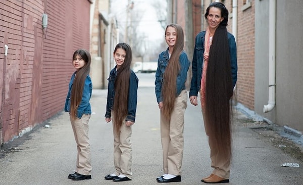 3. 4 леди, 4 метра волос