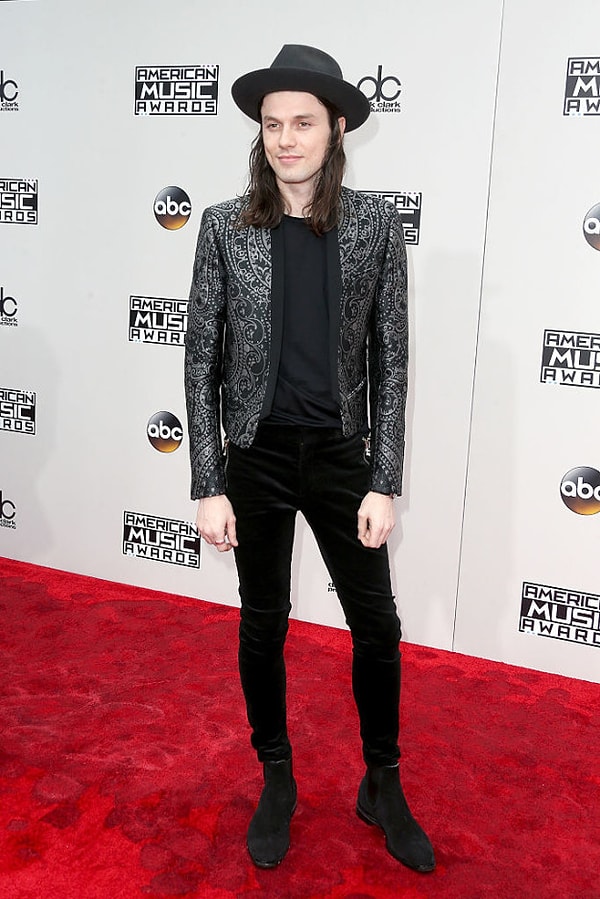 39. Джеймс Бэй