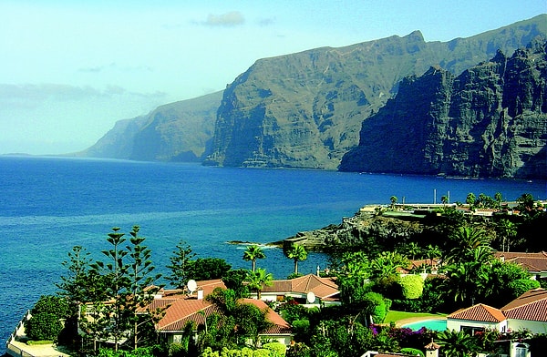 1. Ну кто же не слышал про Канарские острова