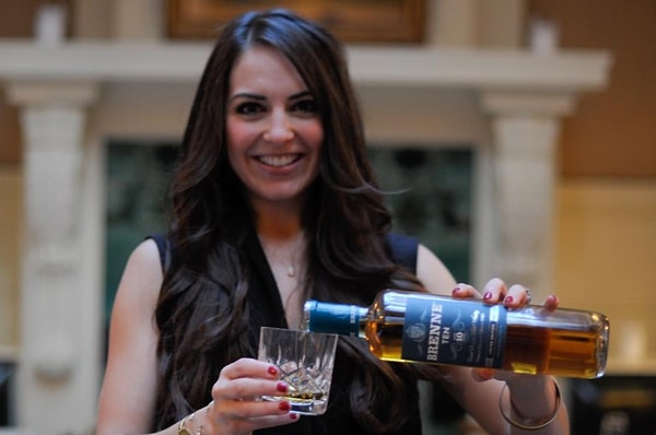 2. Она сильная