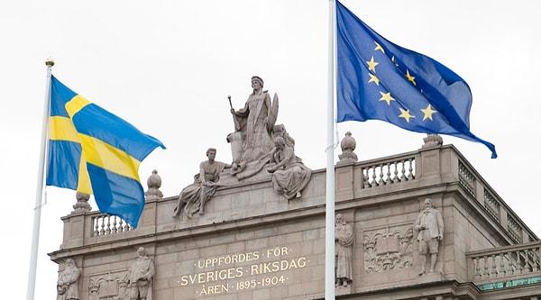 6. İsveç halkının %62'si Avrupa Birliği'nin ülke için iyi olduğunu düşünüyormuş. Geçen seneye göre bu oran %5 artmış.