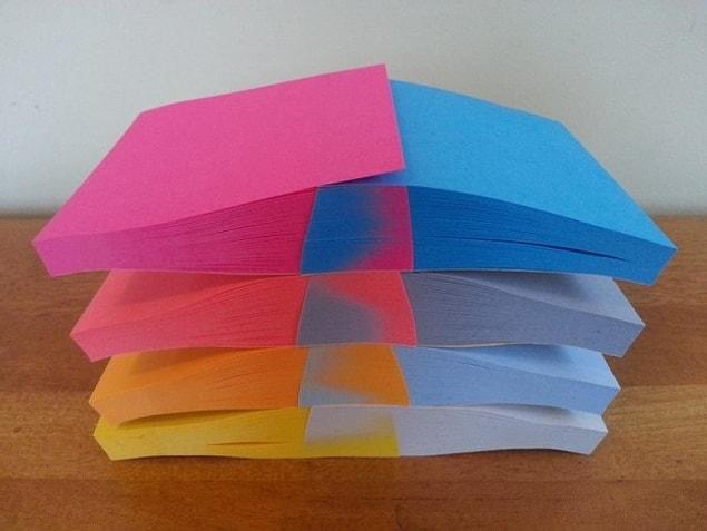 4. And check out how perfect these Post-its fit in with each other:
