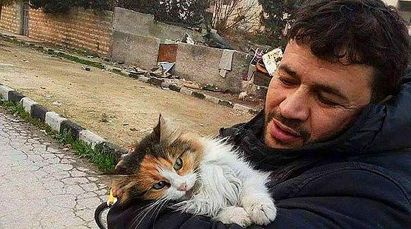 28. İnsanlar Bir Bir Kaçarken, Terk Edilmiş Kediler İçin Halep'te Kalan Koca Yürekli Adam