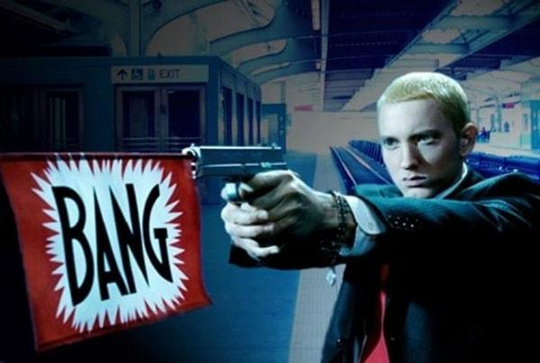 18. Dünyaca ünlü rapçi Eminem'in vazgeçemediği tutkusu silahlarla atış yapmak!