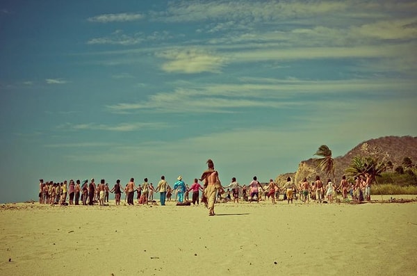 2. Информация о таких собраниях передается при личном общении и через распространение информационных листовок, а также через Интернет