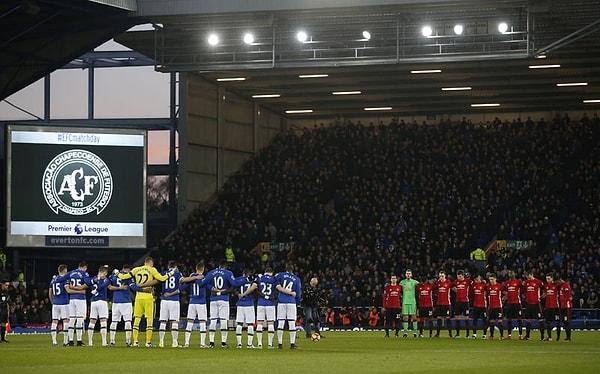 İngiltere Premier Ligi'nin 14. haftasında Everton ile Manchester United'ın karşı karşıya geldiği maç 1-1 sonuçlandı. Ama maça dair bir ayrıntı, neredeyse maç kadar konuşuldu.