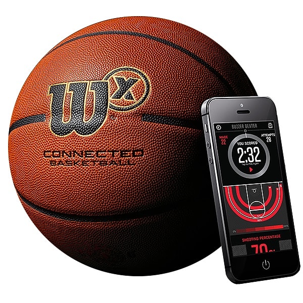 17. Мяч для баскетбола, который считает количество попаданий и отслеживает ваш уровень игры