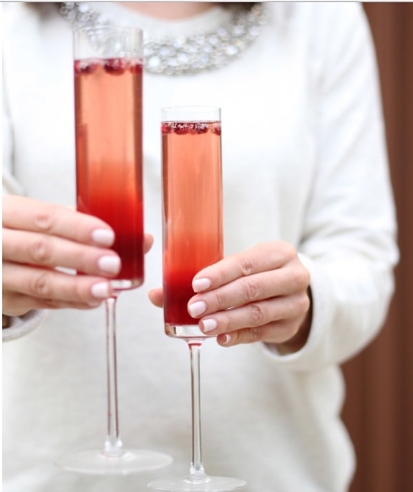 12. Клюквенно-гранатовая шипучка