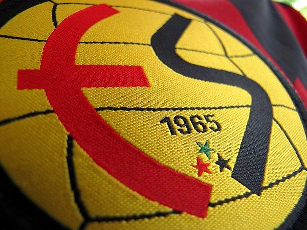 1965 yılında kurulan Eskişehirspor, Türkiye'nin en köklü kulüplerinden birisi. Anadolu kulübü deyince akla gelen birkaç takımdan birisi Eskişehirspor'dur.