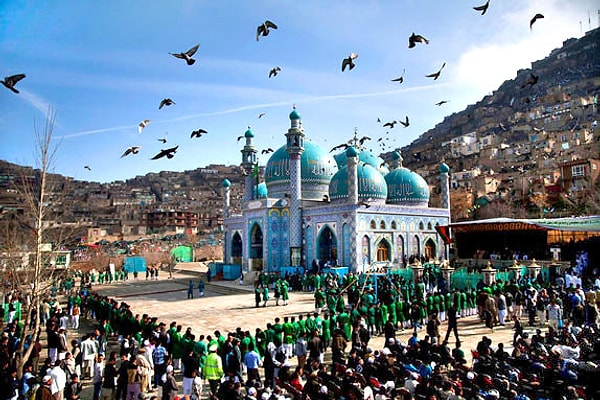 7. А вот в Иране и Афганистане (персидский календарь) новый год начинается в день весеннего равноденствия – Новруз