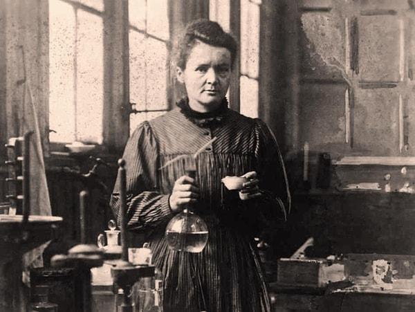 15. Marie Curie (1867–1934)