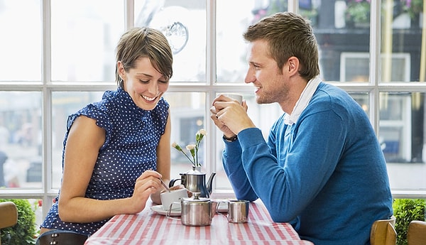 5. Расспрашивайте жену о прошедшем дне, проявляйте интерес к ее знакомым, книгам, которые она читает