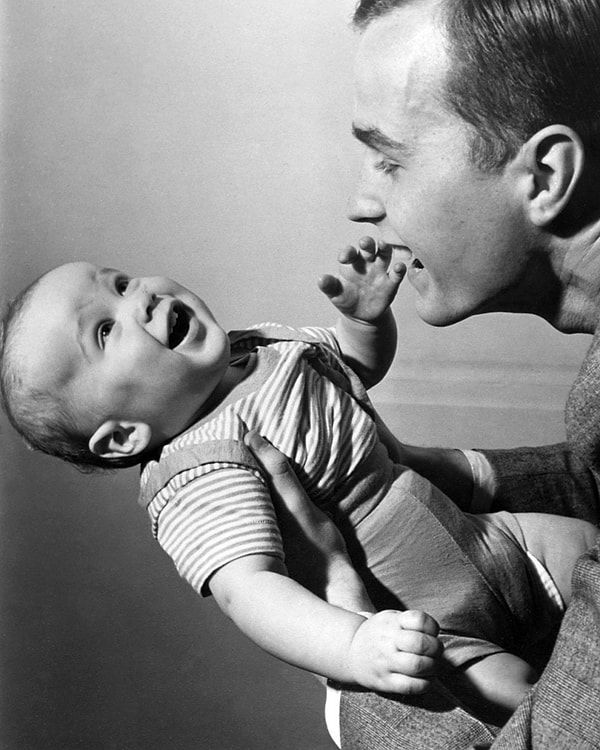 5. Джордж Уокер Буш, 1 год, 1946.