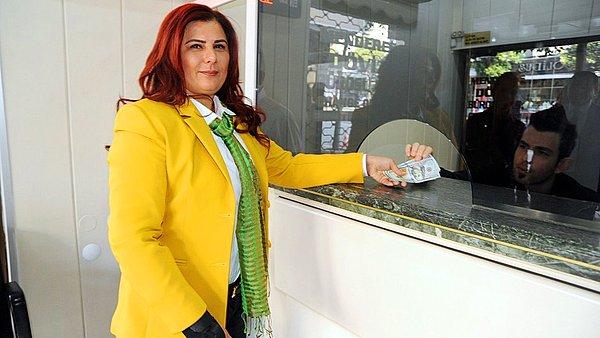Aydın'ın CHP'li başkanı da kampanyaya katıldı: 1071 dolar bozdurdu