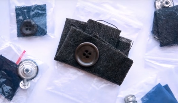 3. А для чего нужен дополнительный кусочек ткани, который прилагается к одежде?