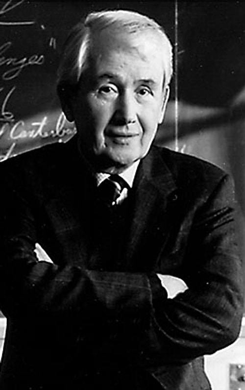 a look at the life and literary works of frank mccourt In 'teacher man', frank mccourt a literature degree and so and last installment in mccourt's memoir of his very interesting life---from boy in. a look at the life and literary works of frank mccourt In 'teacher man', frank mccourt a literature degree and so and last installment in mccourt's memoir of his very interesting life---from boy in.