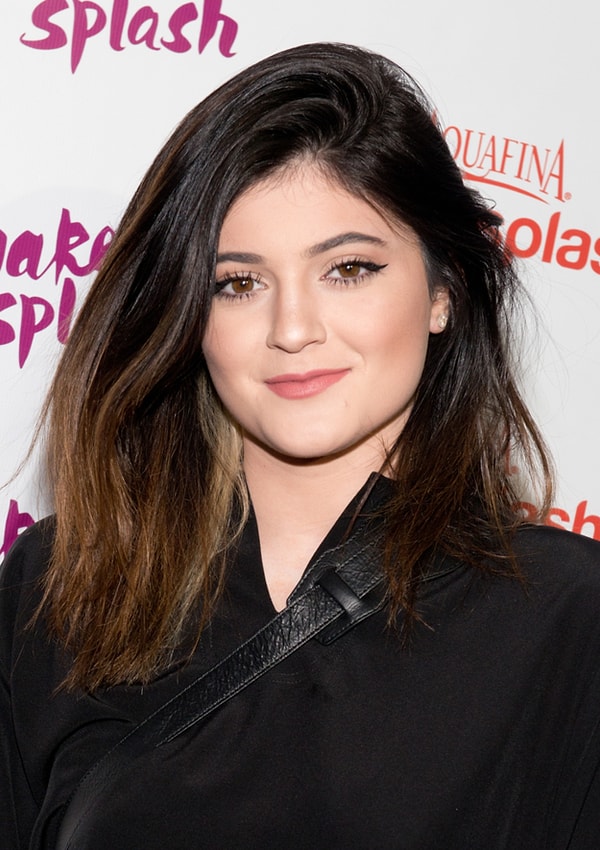 Первая операция была сделана на губы.