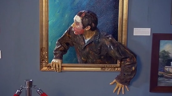 Когда картины в музее оживают...