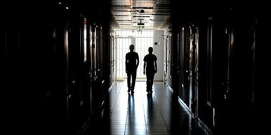 Bunu da Gördük: Hırsızlıktan Hüküm Giydi, Cezaevi Kasasını Soyup Firar Etti!