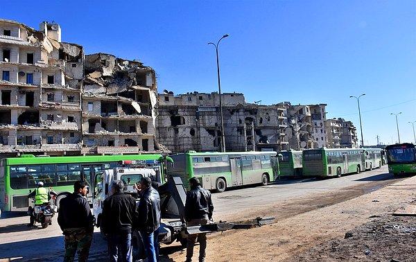 Sputnik: "Militanlar Halep'in tüm mahallelerinden çıkarıldı"