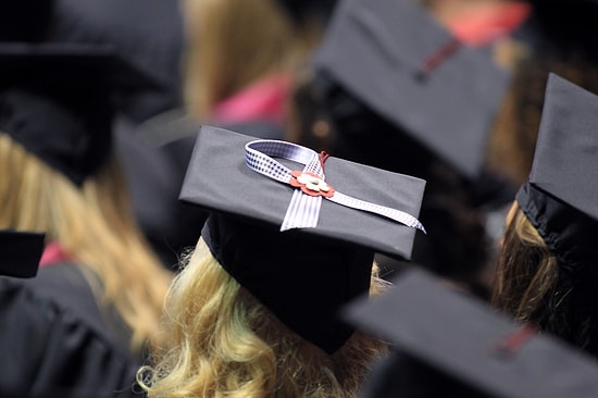 Yeni Mezunlar Buraya: 2017'de İşe Alacağı Yeni Mezun Sayısını Açıklayan 18 Şirket