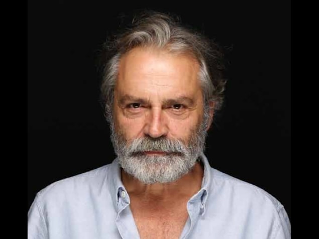 4. Eğitiminizi tamamladıktan sonra gereksiz bilgilerden uzak tutacağınız ve en doğal halinizi yansıtan iyi fotoğraflardan oluşan (headshot) bir cv hazırlayın.