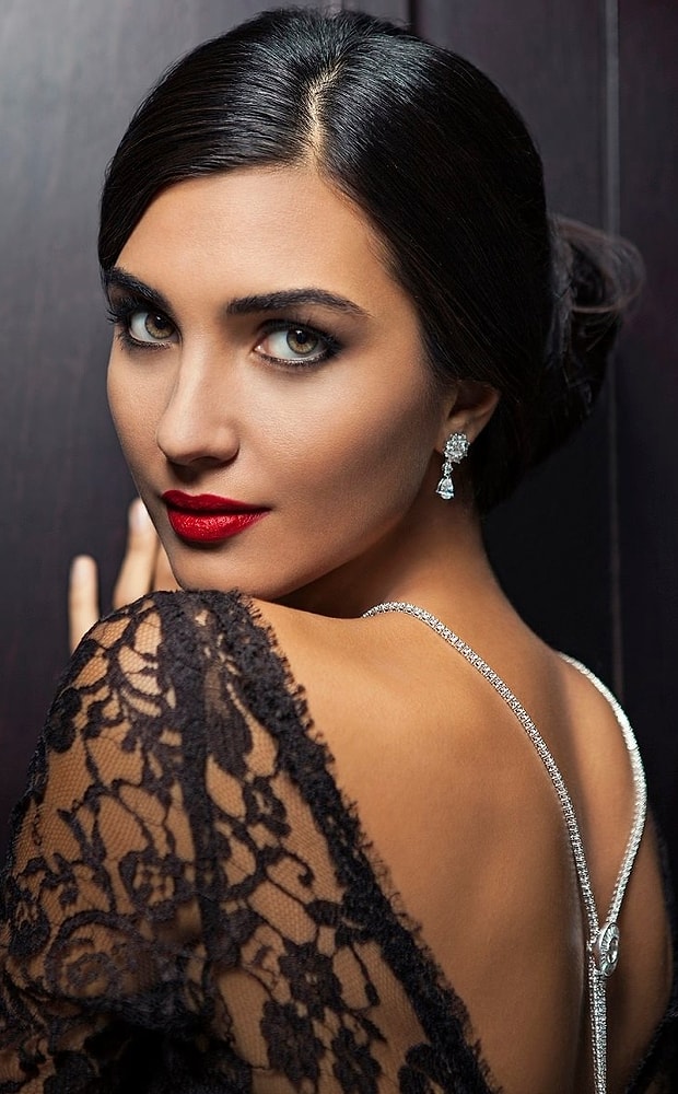 Tuba Büyüküstün