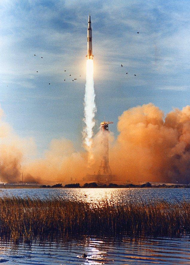 22. Apollo 8 kalkışı