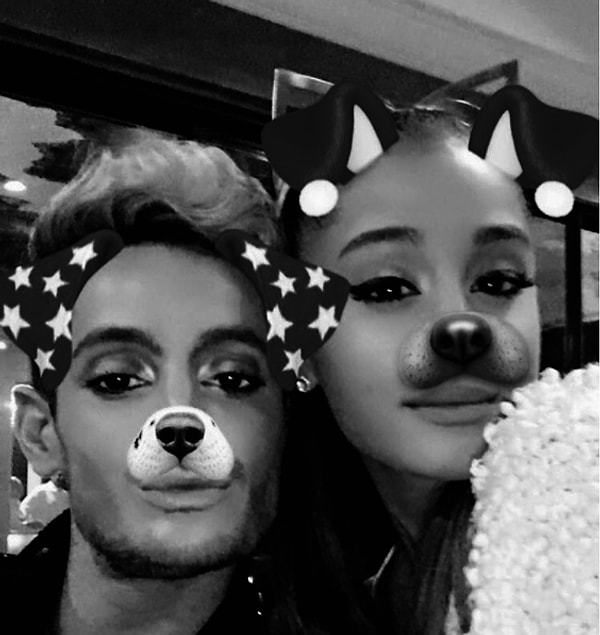 2. Ариана Гранде вовсю повеселилась вместе со своей семьей