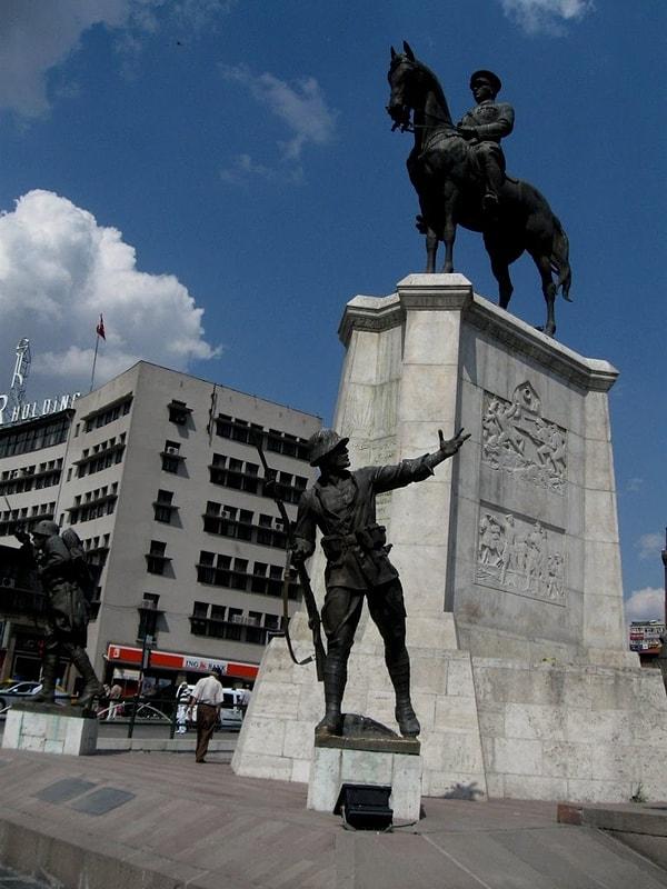 13. Ankara Zafer Anıtı
