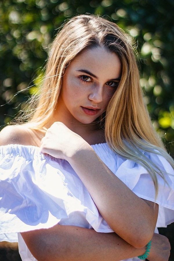 3. Да и невеста была ему под стать – родилась в Южно-Сахалинске, после развода осталась с матерью, тогда как отец девушки уехал жить в Японию.