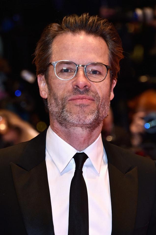 17. Guy Pearce was born on October 5, 1967.