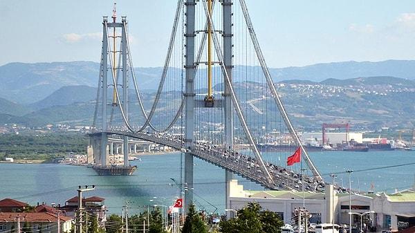 Yüksek riskli YİD'in ilk örneklerden biri, geçen yaz işletmeye açılan Osmangazi Köprüsü idi.