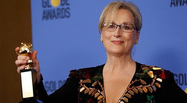 Aslen Meryl Streep oyuncu kimliğinin yanında yaptığı cesur açıklamalar ve söylemleriyle de herkesin kalbine taht kurmuş bir isim.