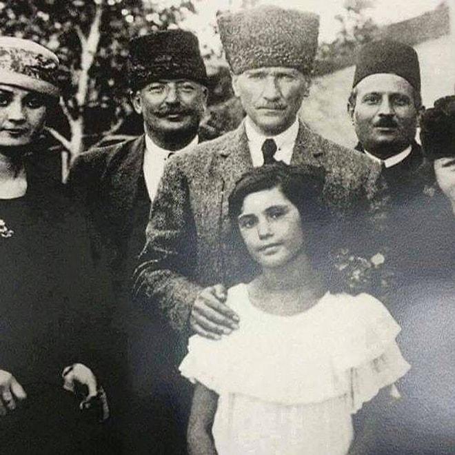 Atatürk'ün Manevi Evladı Olma Şerefine Erişen 8 İsmi Yakından Tanıyalım!